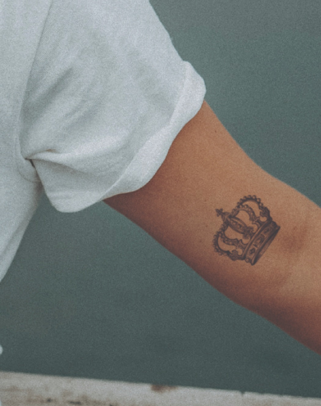 Crown - Semi-Permanent Tattoo
