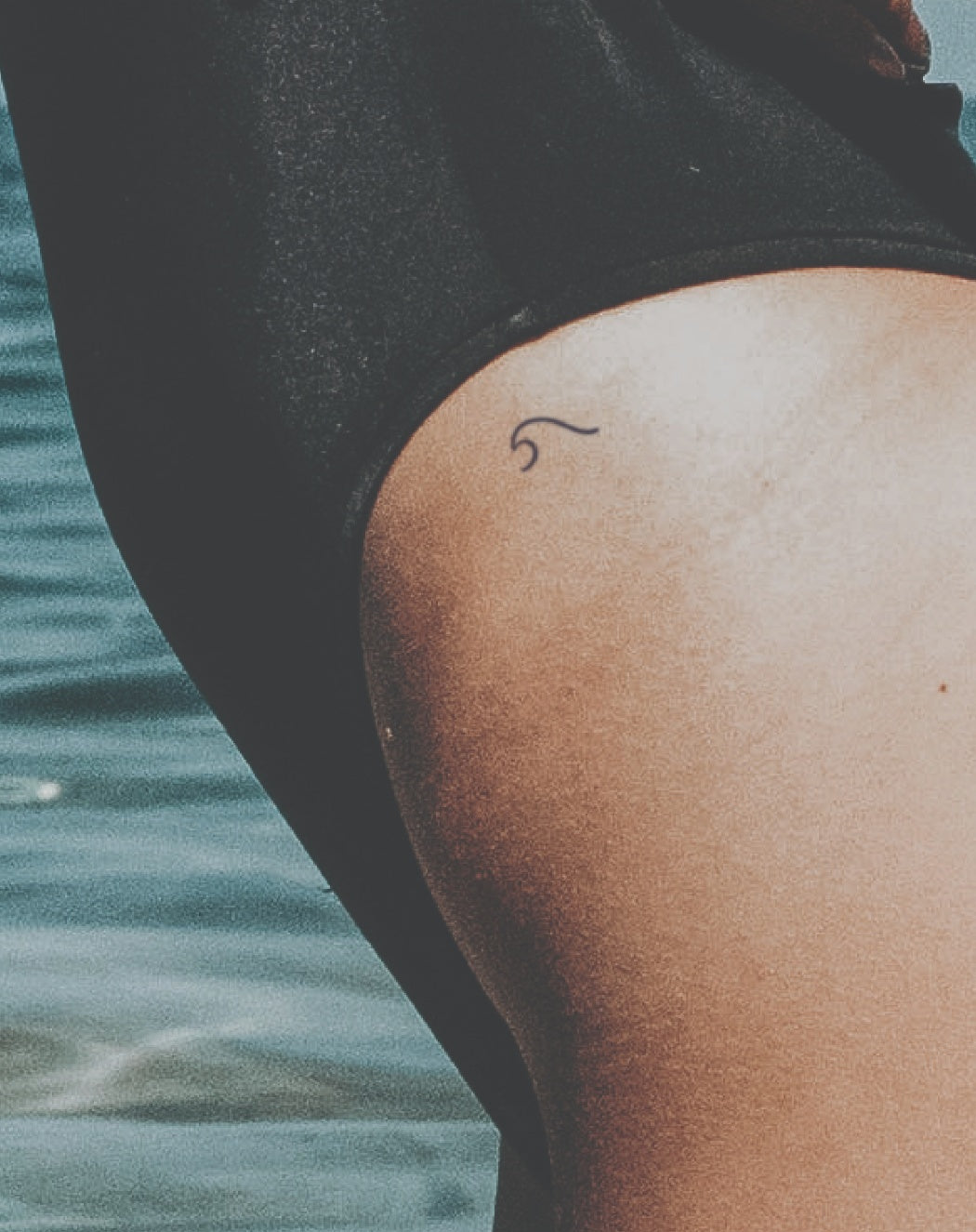 Little Wave - Semi-Permanent Tattoo